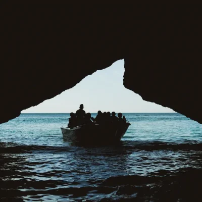 AB Boat Into Caves